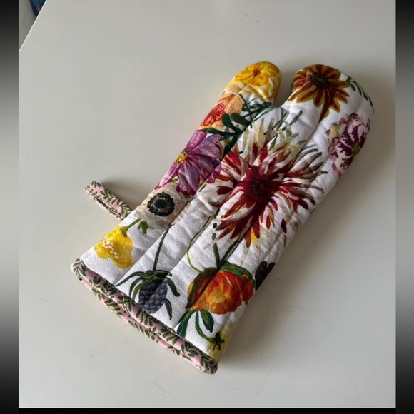 Anthropologie Nathalie Lete Helena Oven Mitt - Picture 6 of 12